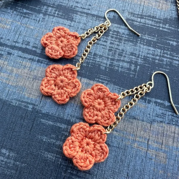 Handmade Crochet Flower Dangle Earrings - Image 3