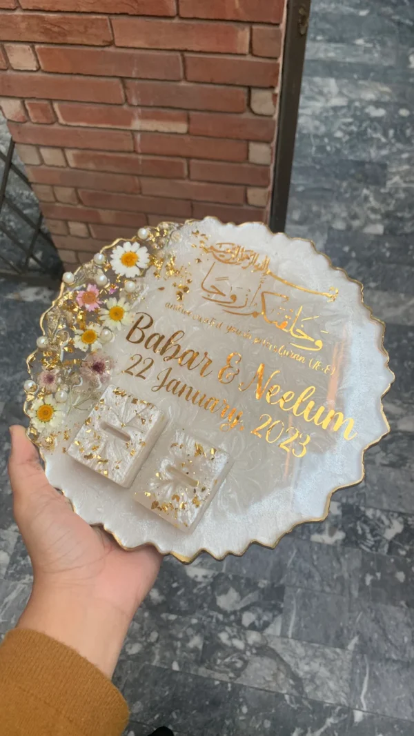 Lilac Daisy Resin Plaque